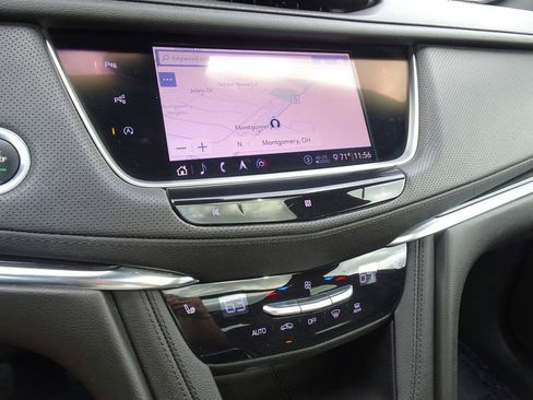 Used 2020 Cadillac XT5 Premium Luxury AWD/4WD image 19