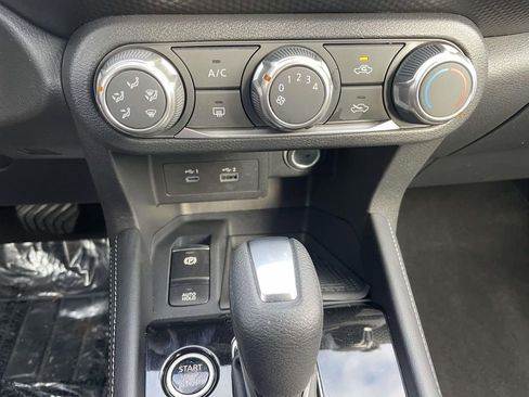 Used 2024 Nissan Kicks SV image 40
