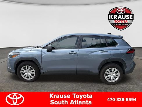 Used 2026 Toyota Corolla Cross L FWD image 4
