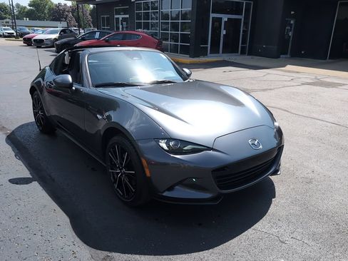 New 2026 MAZDA MX-5 Miata RF Grand Touring w/ Weather Package RWD image 3