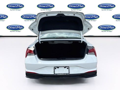 Used 2023 Hyundai Elantra Blue FWD image 25