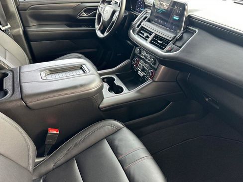 Used 2023 Chevrolet Suburban RST w/ Luxury Package image 18