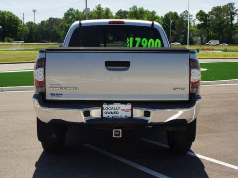 Used 2012 Toyota Tacoma 4x4 Access Cab w/ SR5 Pkg image 3