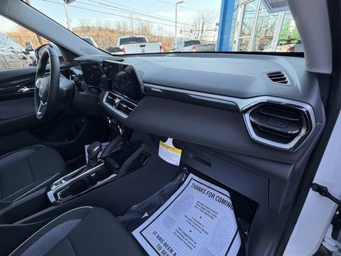 New 2026 Chevrolet TrailBlazer LT w/ Convenience Package image 38