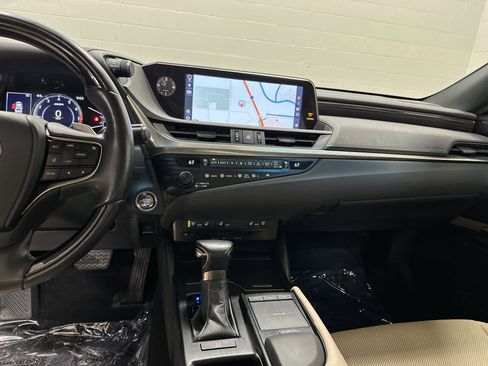Used 2019 Lexus ES 350 image 30