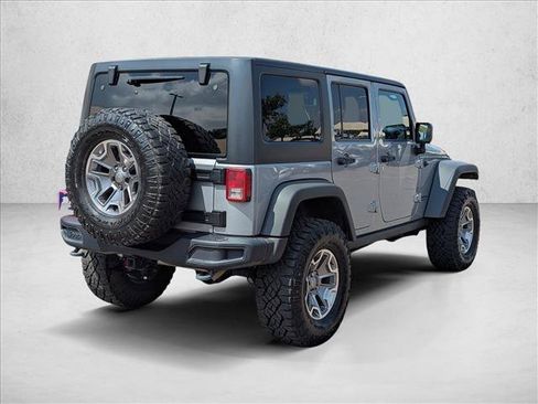 Used 2016 Jeep Wrangler Unlimited Rubicon w/ Connectivity Group AWD/4WD image 5