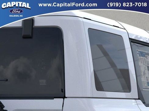 New 2025 Ford Bronco Badlands image 25