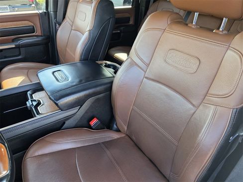 Used 2021 RAM 3500 Limited image 12