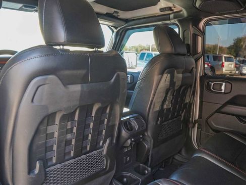 Used 2023 Jeep Gladiator Rubicon w/ LED Lighting Group image 28