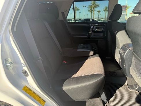 Used 2019 Toyota 4Runner TRD Off-Road AWD/4WD image 40