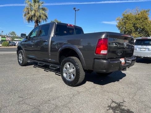 Used 2018 RAM 2500 Big Horn w/ Sport Appearance Group AWD/4WD image 5