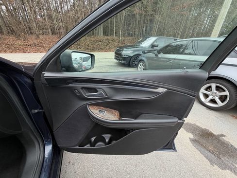 Used 2015 Chevrolet Impala LT image 20