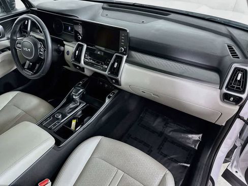Used 2023 Kia Sorento S w/ Panoramic Sunroof Package FWD image 35
