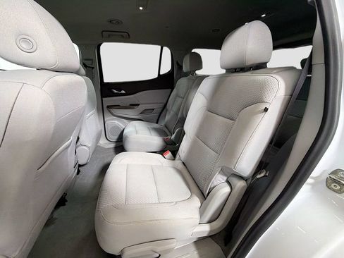 Used 2022 GMC Acadia SLE FWD image 23