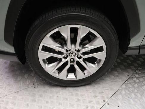 Used 2023 Toyota RAV4 XLE Premium FWD image 4