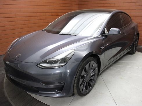 Used 2022 Tesla Model 3 Performance image 19