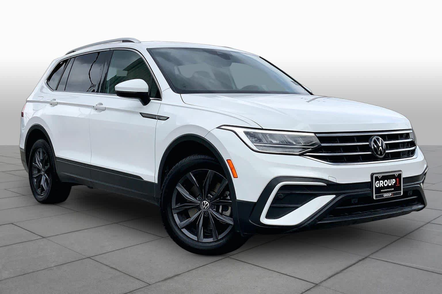 Used 2022 Volkswagen Tiguan SE FWD image 4