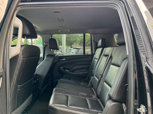 Used 2018 Chevrolet Suburban LT AWD/4WD image 14