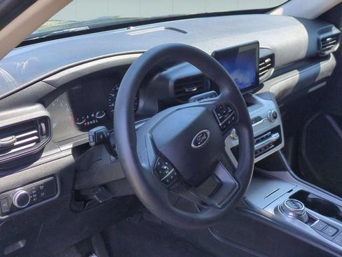 Used 2021 Ford Explorer 4WD w/ Class III Trailer Tow Package image 11