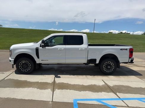 New 2026 Ford F250 Platinum AWD/4WD image 6