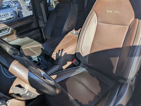 Used 2024 GMC Sierra 1500 Denali w/ Technology Package image 15