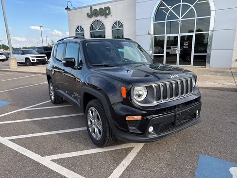 Used 2023 Jeep Renegade Limited AWD/4WD image 2