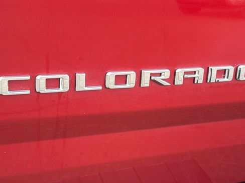 Used 2021 Chevrolet Colorado ZR2 image 28