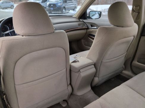 Used 2009 Honda Accord EX image 19