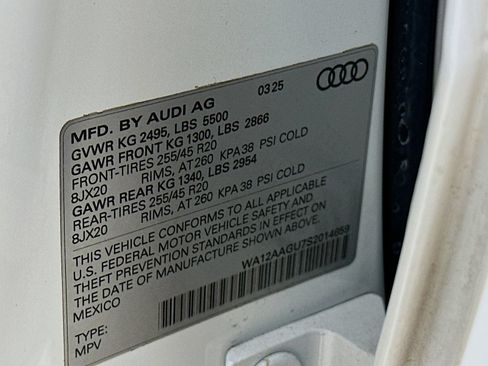 Used 2025 Audi Q5 Premium Plus w/ Premium Plus AWD/4WD image 48