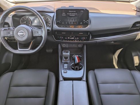 Used 2023 Nissan Rogue SL w/ SL Premium Package FWD image 15