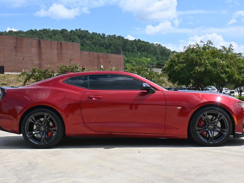 Certified 2022 Chevrolet Camaro SS image 10