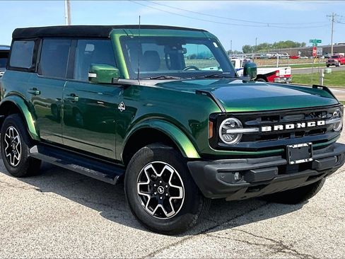 Used 2025 Ford Bronco Outer Banks AWD/4WD image 35