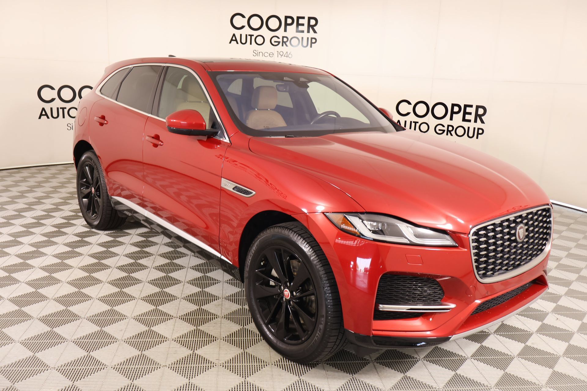 Used 2023 Jaguar F-PACE S AWD/4WD image 1