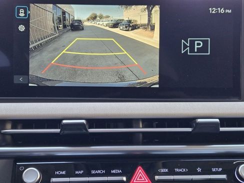 Certified 2025 Hyundai Tucson SEL image 17