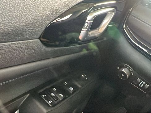 New 2026 Jeep Compass Limited image 28