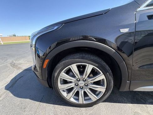 Used 2023 Cadillac XT4 Premium Luxury w/ Cold Weather Package AWD/4WD image 33