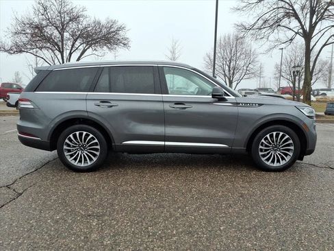 Used 2023 Lincoln Aviator AWD w/ Premium Package image 6