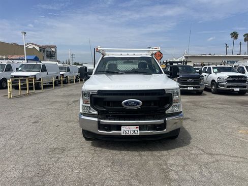 Used 2020 Ford F350 XL w/ Power Equipment Group RWD image 5