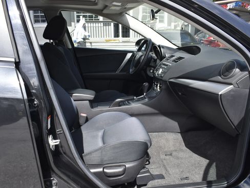 Used 2010 MAZDA MAZDA3 s Sport FWD image 10