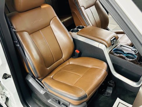 Used 2013 Ford F150 Platinum image 22