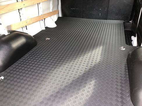 Used 2024 Chevrolet Express 2500 w/ Driver Convenience Package image 18