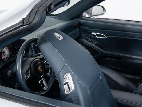 Used 2019 Porsche 911 Turbo S AWD/4WD image 64