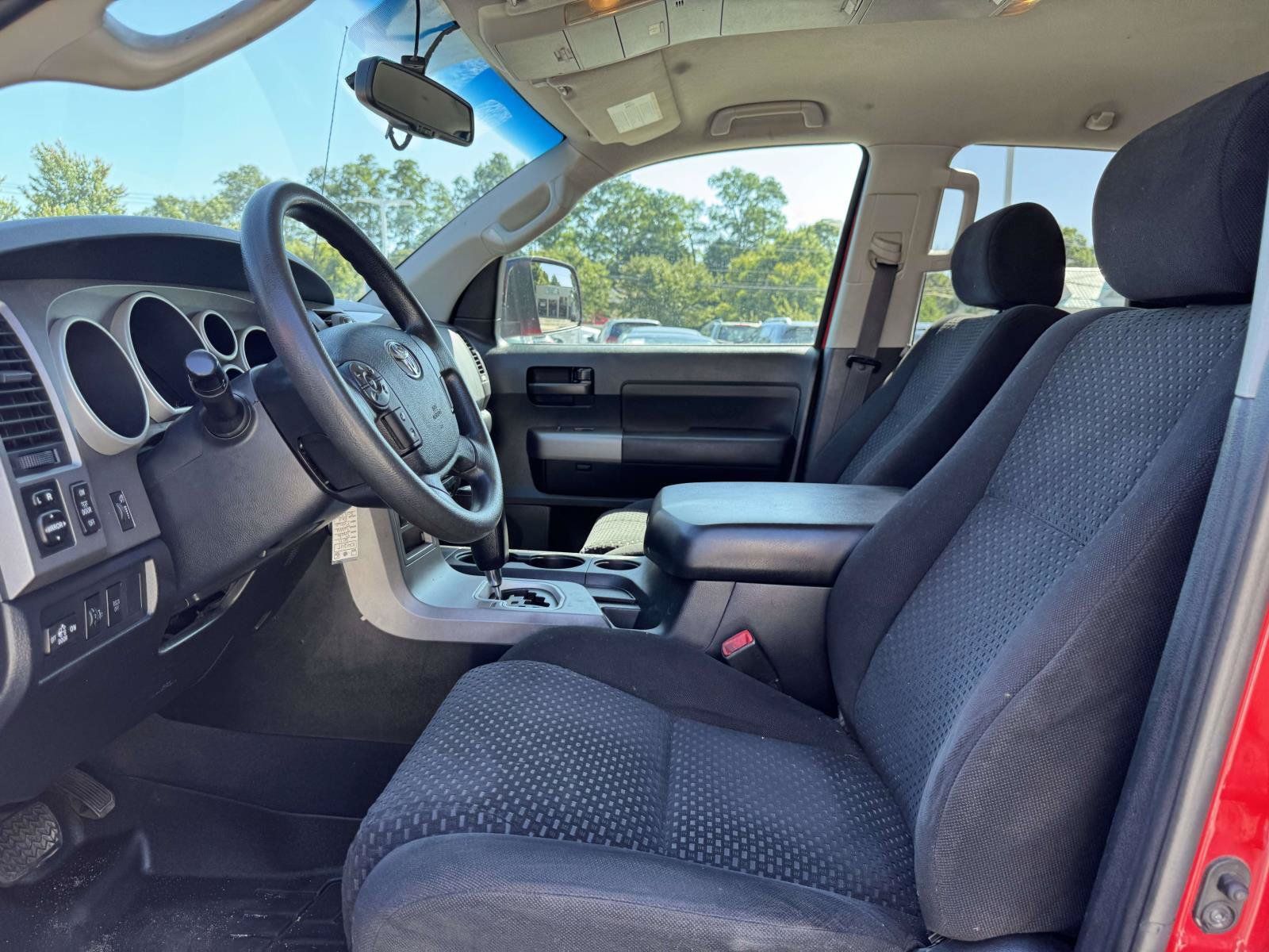 Used 2011 Toyota Tundra 4x4 Double Cab w/ TRD Off-Road Pkg image 13