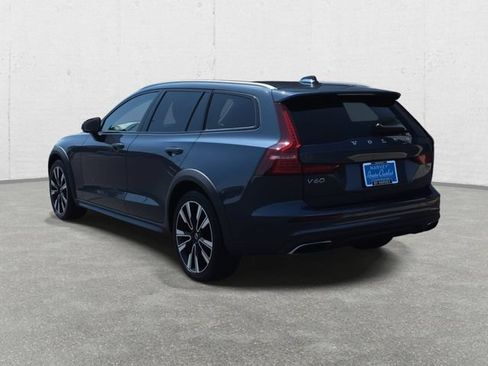 Used 2020 Volvo V60 T5 Cross Country w/ Protection Package AWD/4WD image 7