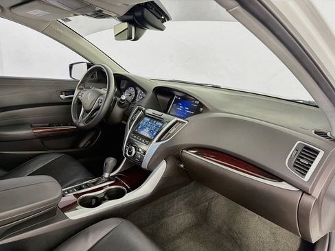 Used 2016 Acura TLX w/ Technology Package FWD image 29