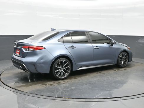 Used 2020 Toyota Corolla SE w/ Phone Cable & Charge Package image 6