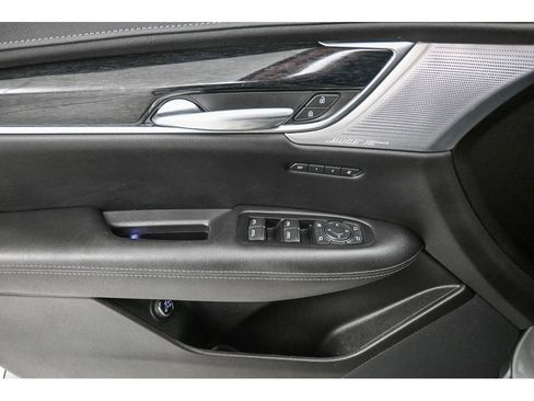 Used 2023 Cadillac XT5 Premium Luxury image 28