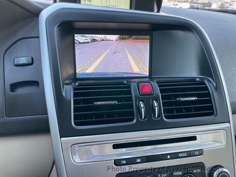 Used 2011 Volvo XC60 3.2 image 14