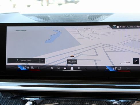 Used 2025 BMW X6 xDrive40i image 16