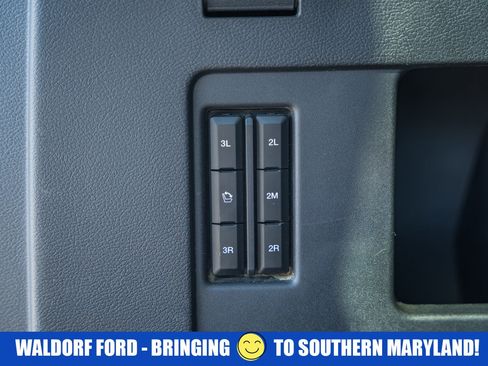 Used 2022 Ford Expedition Max XLT image 11